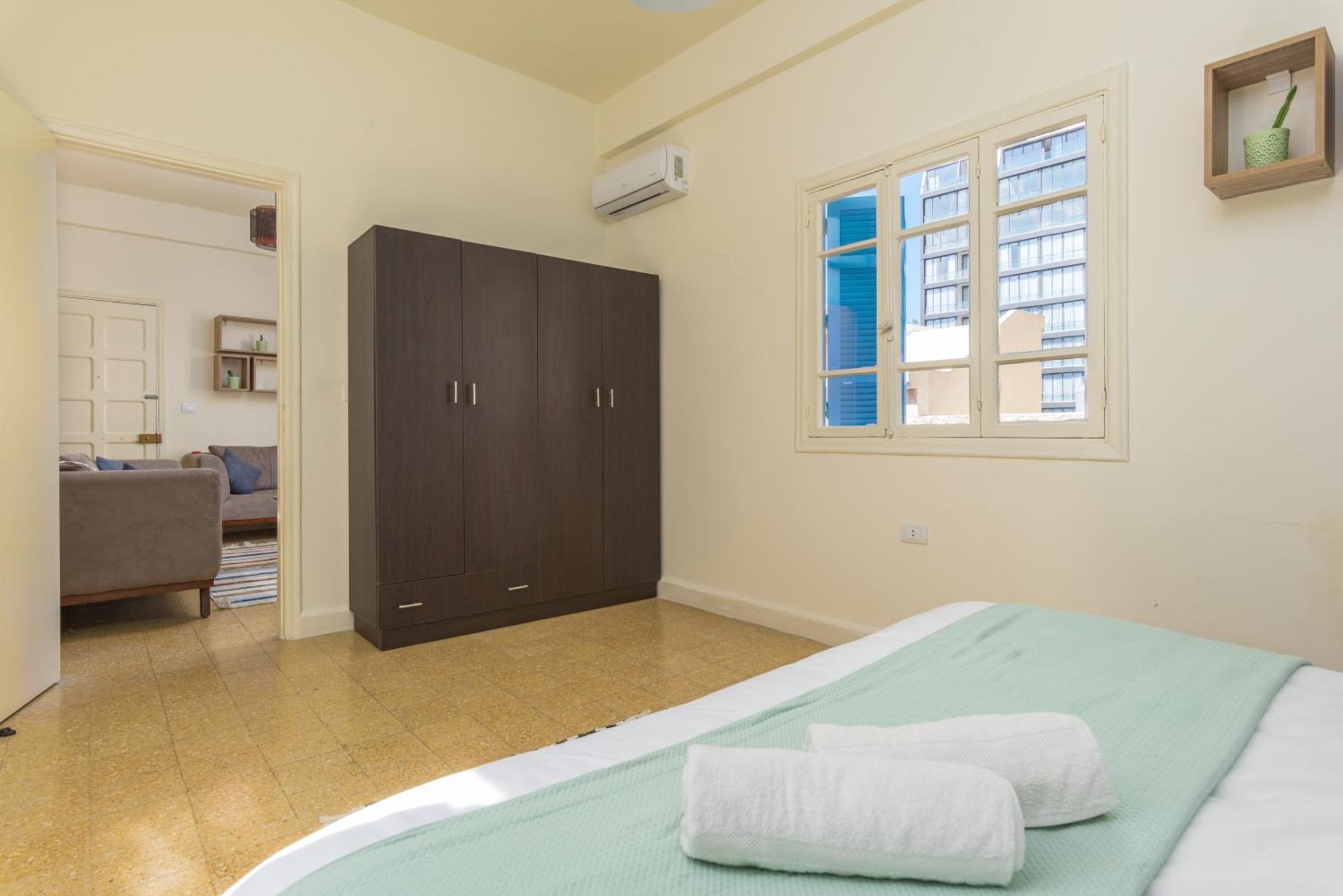 Mikaella's Cozy 1-br With 24-7 Electricity * Beirut
